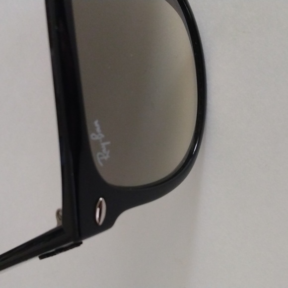 Black Ray -Ban Sunglasses with Case main image 4